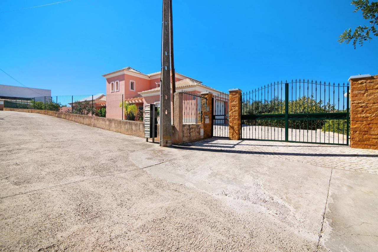 Casa Tulipas Villa Loule Ngoại thất bức ảnh